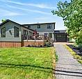 Reduced -To 548K !!   6 Beds 3 Bath, Riverview N.b.