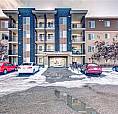 Condo For Rent In Ne, 2Bed 2Bath + Den With 2 Parking