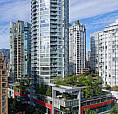 2Br - 885Ft2 - Atelier On Robson, June 1