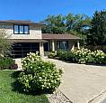 House In Charleswood For Sale 