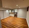 1-Bed Studio Basement With Backyard Deck - Junction