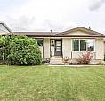 **3.5 Beds 2 Baths Plus Den House For Rent In Waverley Heights**