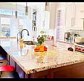 Aurora - 2 Bedroom Private Upstairs Unit, Fully Furnished