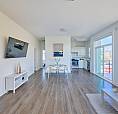 Spacious 3 Bedroom 2 Bathroom With View