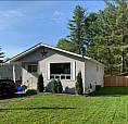 3-bedroom Apartment In Bracebridge With Lawn And Quiet Setting