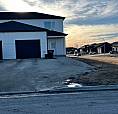 Beautiful 4 Bedroom Duplex With Garage In Kleefeld For Rent!