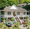 Beautiful Downtown Nelson Heritage Home