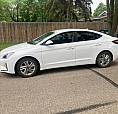 Hyundai Elantra Essential 2020