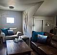 Bright 1+ Bedroom Upper Suite In North River Heights Duplex