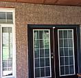 9Ft. High Ceiling Double Door Walk-Out 1 B/Room+Den And 1 W/Room