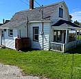 3 Bed 1 Bath Highway 1 Darlings Lake