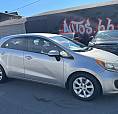 2015 Kia Rio Hatchback ( Automatique - 169 000 Km )