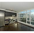 705 161 W Georgia Street Vancouver, British Columbia