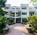 302 830 E. 7Th Avenue Vancouver, British Columbia