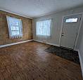 Westpark! Immediate! Cozy 2 Bdrm Main! Renod!