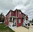 Stylish 1 Bed+Den Condo In Sylvan Lake – Steps From Lakeshore Dr