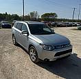 2014 Mitsubishi Outlander Es 4Wd!!! Heated Leather!! Sunroof!!