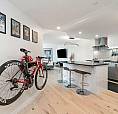 710 1050 Burrard Street Vancouver, British Columbia