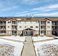 Renovated 2 Bedroom At Lonsdale Court