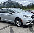 2023 Chrysler Pacifica Touring L Awd Leather 10.1 Screen Heated 