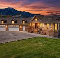 4453 Cedar Bay Fairmont Hot Springs, British Columbia
