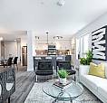 Large & Bright 2 Bedroom + Den & 2 Bath At The Barrel Yards