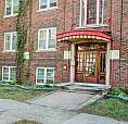 136 Spence St- Greysolon Apts- Studio