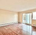 Modern 2 Bed, 1 Bath, 999 Sqf W/ Abundant Natural Lights