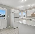 Renovated, Single Home Chepaer Than A Duplex In Silver Berry