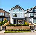1 165 E 45Th Avenue Vancouver, British Columbia