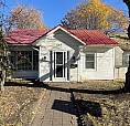 2 Bed, 1 Bath Home In Kingscourt Neighbourhood- 647 Alfred St