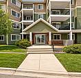 Top-floor 2 Bed 2 Bath West End Condo, Geothermal + Parking