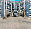 Renovated Pet-friendly 2 Bed + Den Oxford Condo, Titled Parking