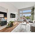 504 1677 Lloyd Avenue North Vancouver, British Columbia
