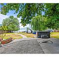 2640 Lakeshore Road Vernon, British Columbia