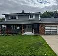 5 Bedroom House Near School