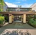 210 141 W 13Th Street North Vancouver, British Columbia