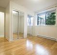 4.5 (2 Chambres) Rénové Dans Côtedesneiges. Disponible En Avril