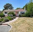 930 Runnymede Pl Oak Bay, British Columbia