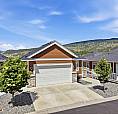 Beautiful Home In Merritt With Sweeping Views - Only 9 Years Old