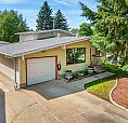 Charming 4-Level Split In Akinsdale — Price Drop! Now $439,900