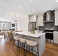 10 Lucas Close Nw Calgary, Alberta