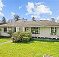 625 Broadway St Saanich, British Columbia