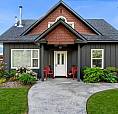 98 2Nd Avenue Nw Nakusp, British Columbia