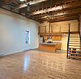82 King Suite 403