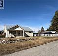 301 5Th Street Nw Nakusp, British Columbia