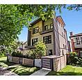 2 364 E 23Rd Avenue Vancouver, British Columbia