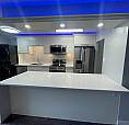 North London Luxury 2 Bed New Gourmet Kitchen Spa Bath & Laundry