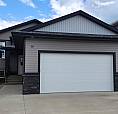 Beautiful 3 Bedroom Main Floor In Blackfalds!
