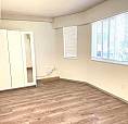 33 W Woodstock Avenue Vancouver, British Columbia